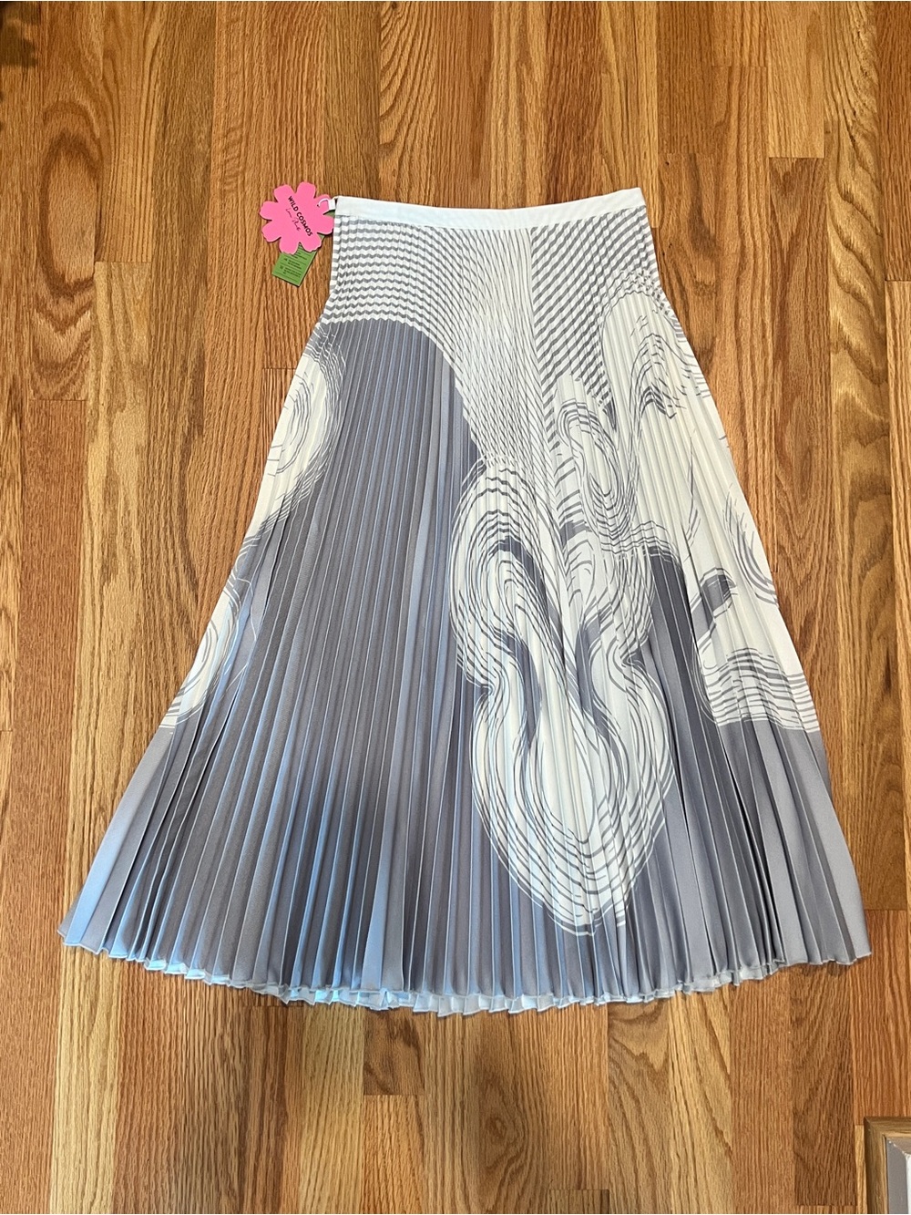 Pleated Gray & White Midi Skirt with Abstract Swirl Print